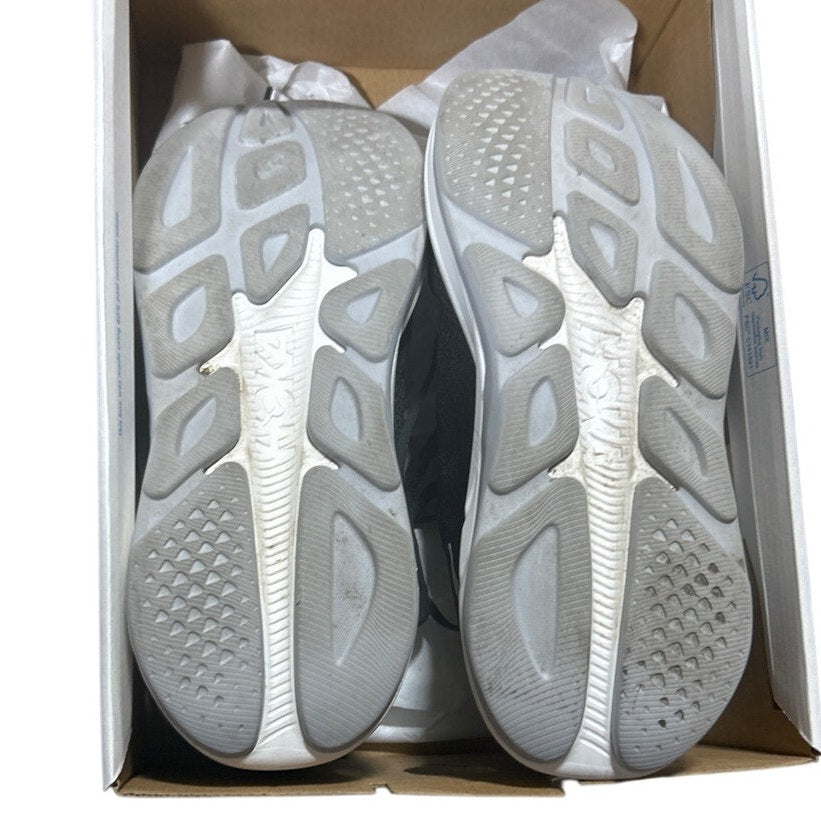 Hoka Mens Size 9.5D Black White Mesh Lace Up Rincon 4 Athletic Running Shoes. Ships from USA.