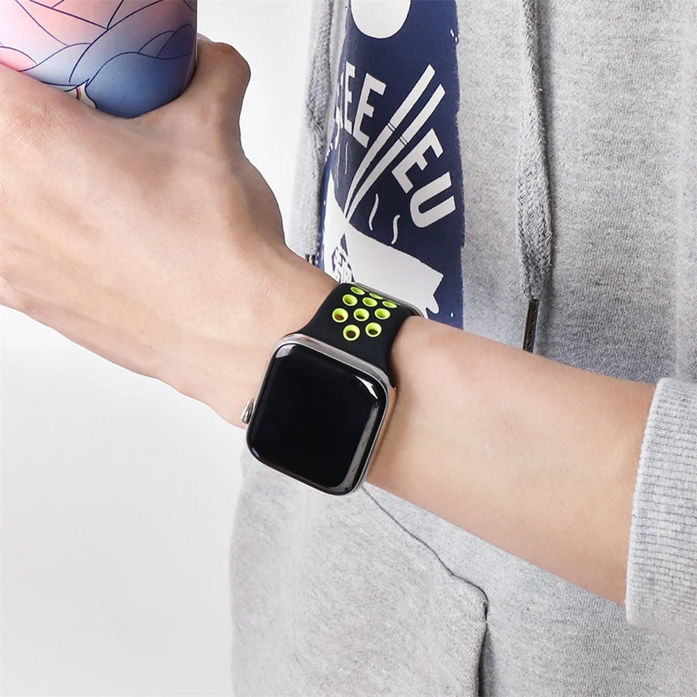 Silicone Breathable Strap For Apple Watch 7 8 41mm 45mm 40 44 38 42mm for nike sport Band iWatch serie SE 6 Ultra 49mm bracelet