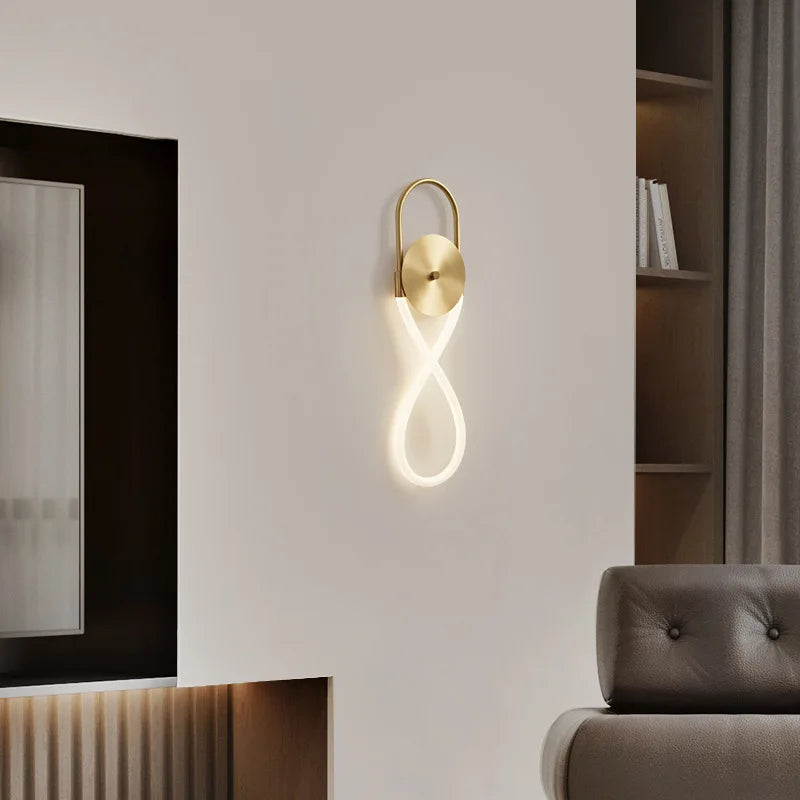 Modern Decorative Acrylic LED Wall Lamp for Indoor Lighting Copper Wireless Minimalist Wall Sconce Light