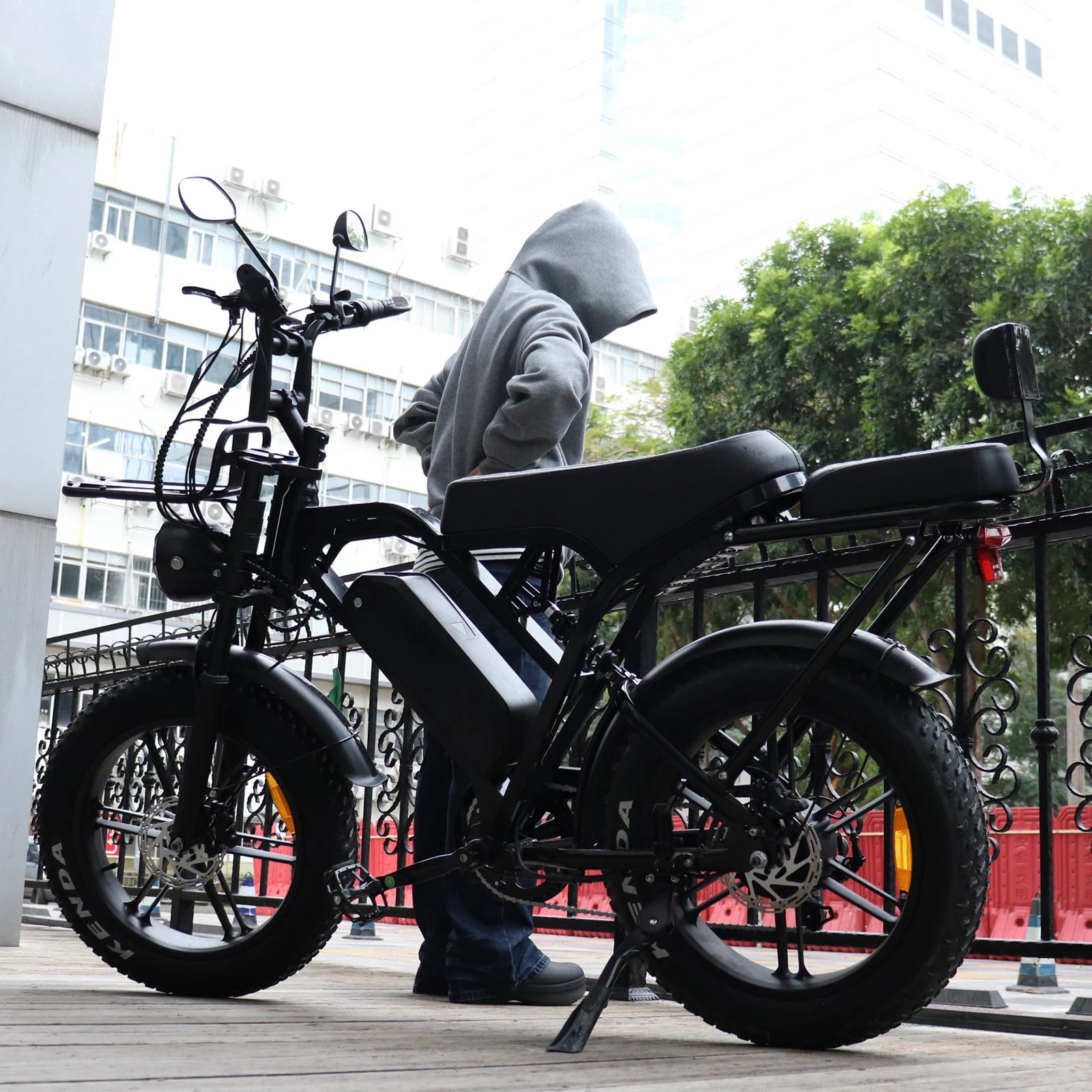 VOMO X80 PRO Electric Dirt Bike Rear Hub Motor 250W Steel Frame Hydraulic Disc Brakes City E-Bike