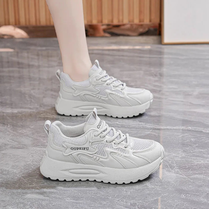 Women's Korean Style Summer Casual Soft Sole Running Sneakers New Breathable Mesh Design Height Increasing Thick Sole for Autumn