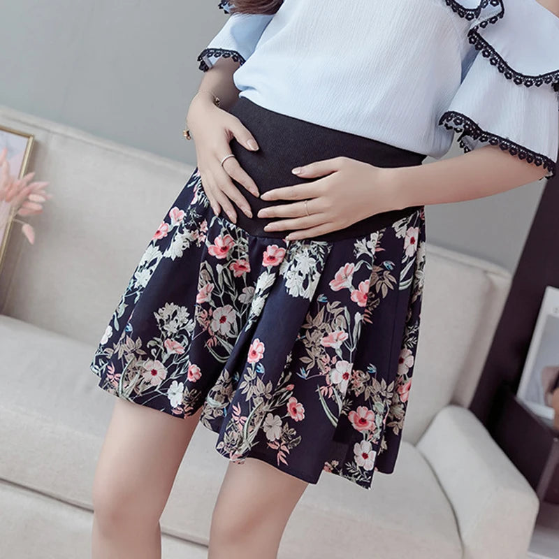 2024 Pregnant Women's Shorts Summer Wear Low-waisted Denim Shorts Summer Wear New Spring Loose Pants for Pregnant Women Clothes