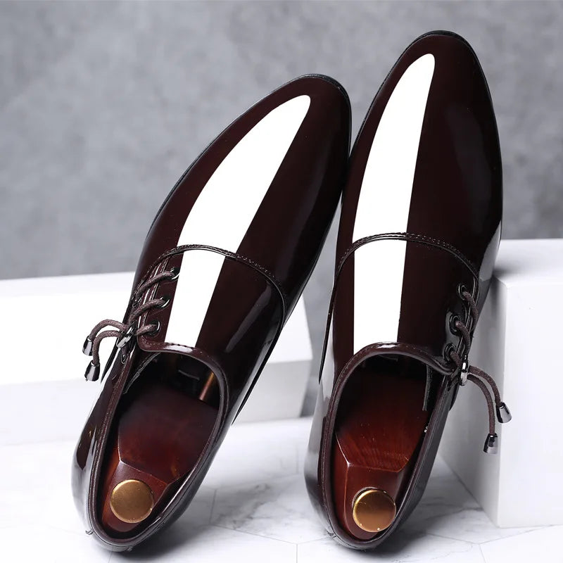 Big size fashion Mens brogue shoes wedding Business dress Nightclubs oxfords Breathable Working lace up shoes 2021 new