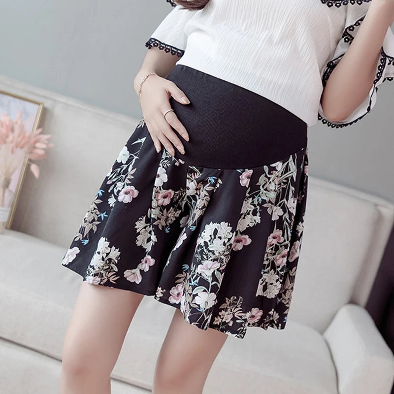 2024 Pregnant Women's Shorts Summer Wear Low-waisted Denim Shorts Summer Wear New Spring Loose Pants for Pregnant Women Clothes