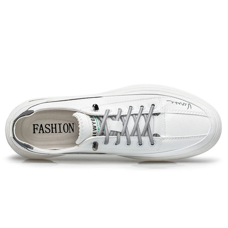 Men's Skateboarding Shoes Loafers Sneakers Skate Shoes Lace up Microfiber Leather Low-top Slip on Flats Loafer Retro Handmade