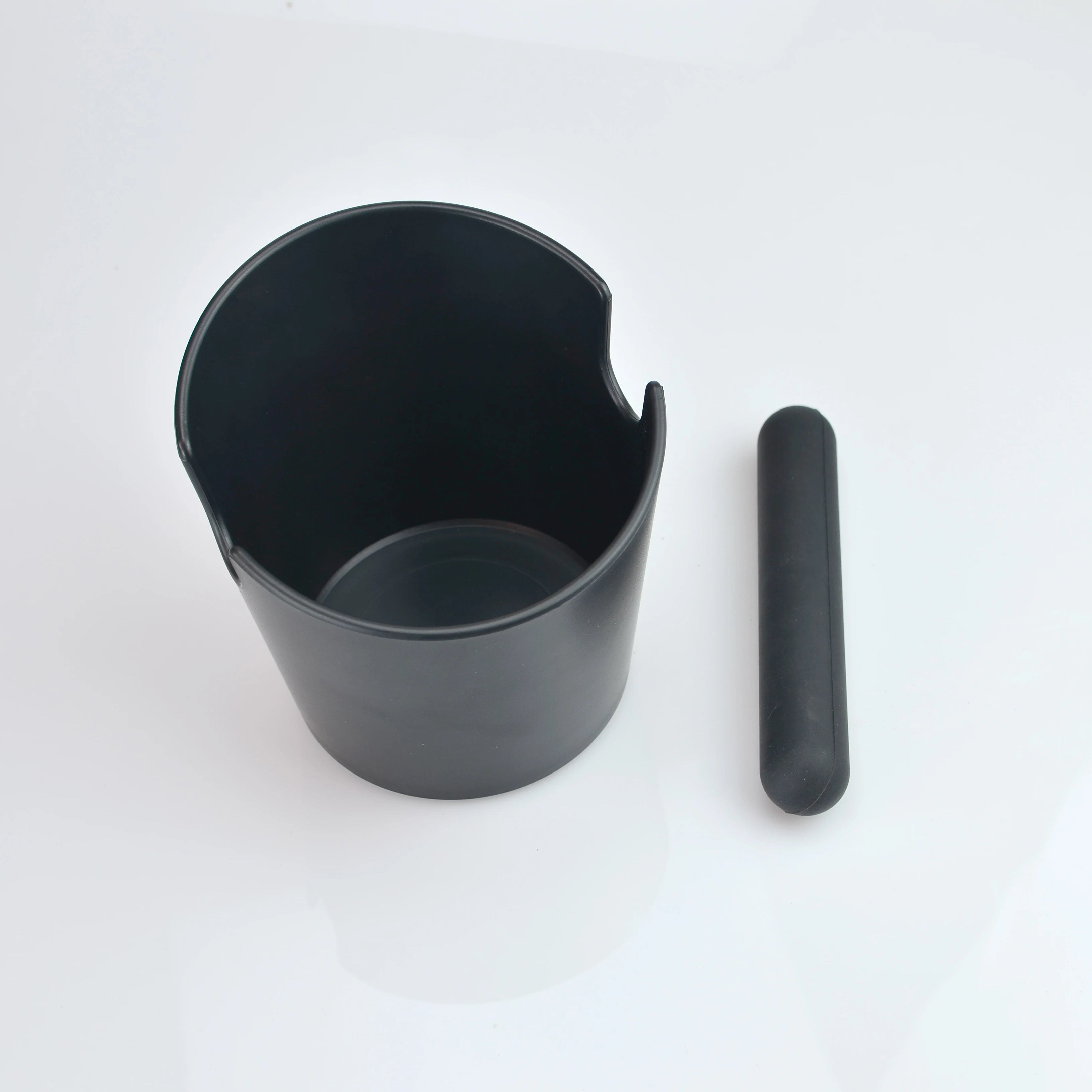 Wholesale Coffee Accessories Round Plastic Grind Container Espresso Knock Box