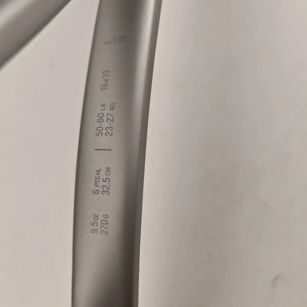 97v13 Professional Intermediate Graphite Tennis Racquet-Full Carbon Frame Eco-Friendly 270g Weight 4 1/4 Grip Tennis Racket