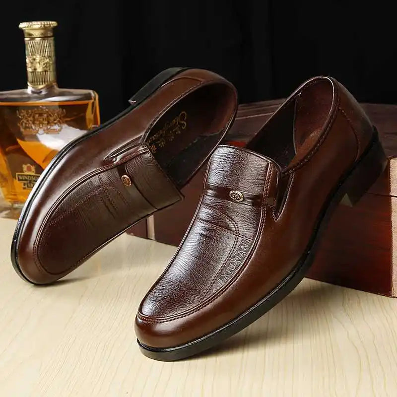 Big size fashion Mens brogue shoes wedding Business dress Nightclubs oxfords Breathable Working lace up shoes 2021 new