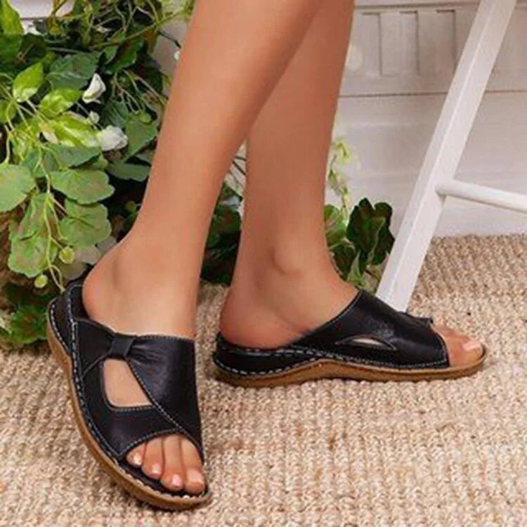 New States Large Size slippers for Women Home Indoor and Outdoor Thick Sole Breathable slippers Ladies Sandals Wholesale