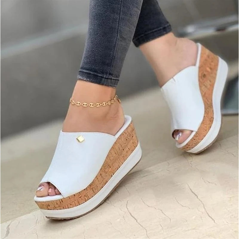 QLFashion Summer European and American Slope Heel Fish Mouth Slippers Womens Thick Bottom-word Waterproof 43 Plus Size Cool Wome