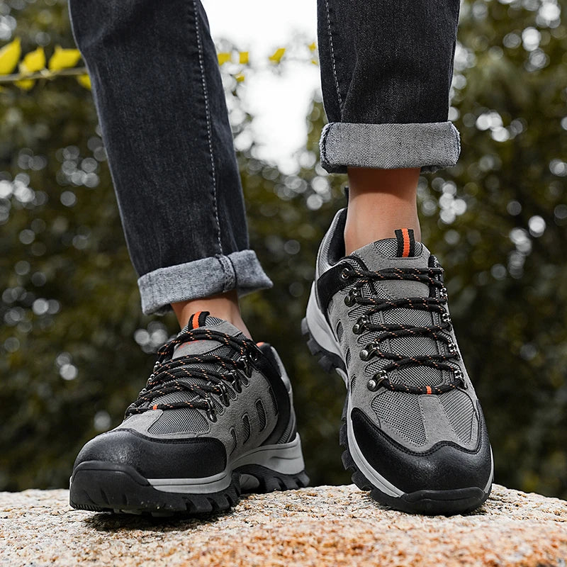 Hiking Shoes Men Low Cut Mountaineering Outdoor Sneakers Athletic Trekking Breathable Cleated Climbing Wholesale Shoes