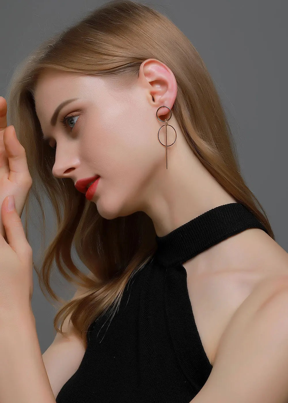 European and American Popular Fashion Trendy Simple Round Geometric Alloy Stud Earrings