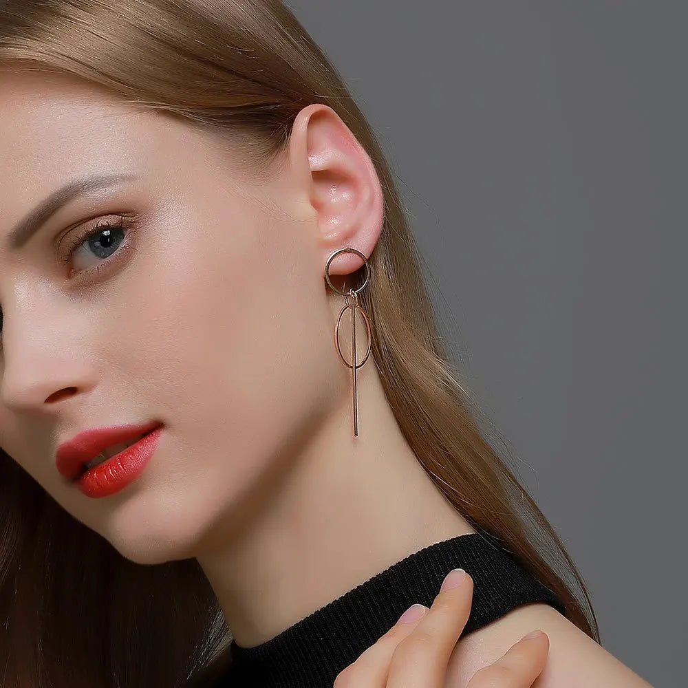 European and American Popular Fashion Trendy Simple Round Geometric Alloy Stud Earrings