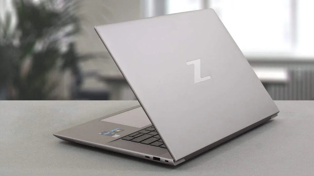 ZBOOK Studio G10 i7-13800H/32G/1TB/RTX2000Ada-8G/100%SRGB 4K DreamColor W11pro