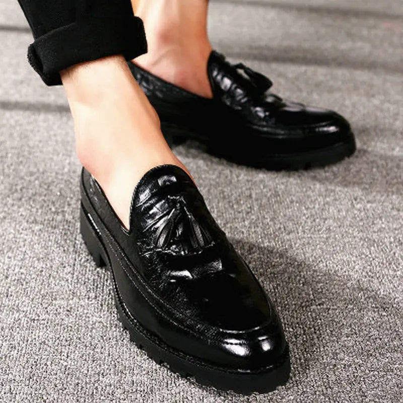 Big size fashion Mens brogue shoes wedding Business dress Nightclubs oxfords Breathable Working lace up shoes 2021 new