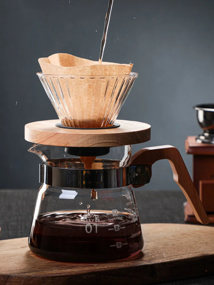 400/600ML Glass Pouring Cup Coffee Server with Wooden Handle High Borosilicate Glass Hand Brewed Coffee Sharing Pot