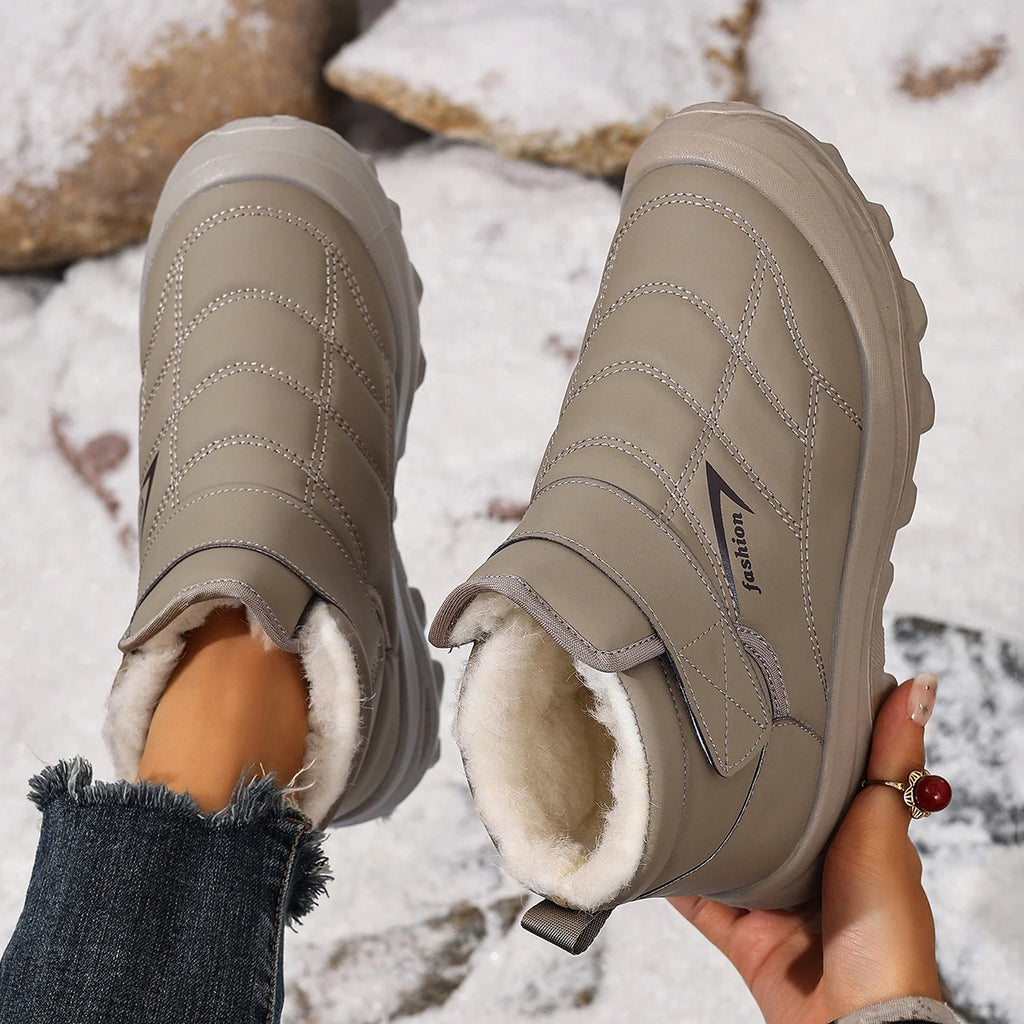 Women's cotton shoes for winter 2025 warm and comfortable casual and versatile waterproof and anti-slip wear-resistant shipping