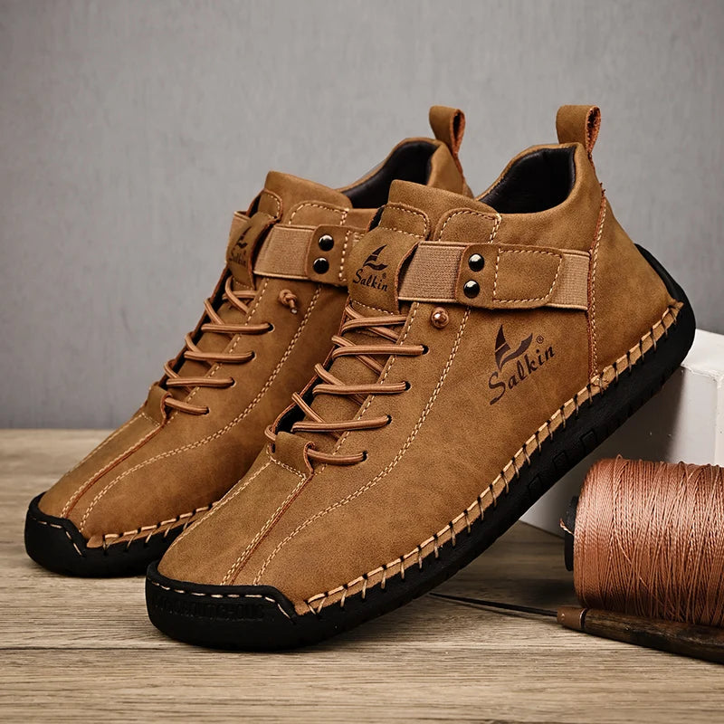 New 2025 Handmade Leather Casual Men Shoes Design Sneakers Man Breathable Leather Shoes Men Ankle Boots Outdoor