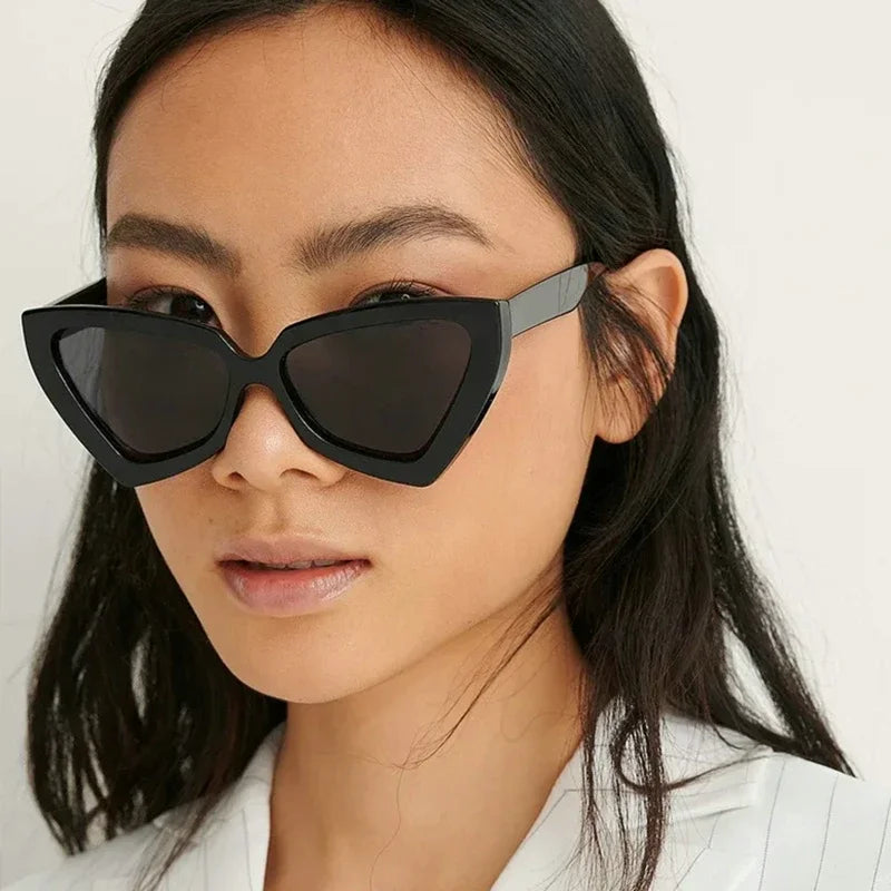 Fashion Vintage Cat Eye Sunglasses for Women New Brand Women's Sun Glasses Summer Outdoor Sunshade Oculos De Sol UV400 Eyewear - Free Item.
