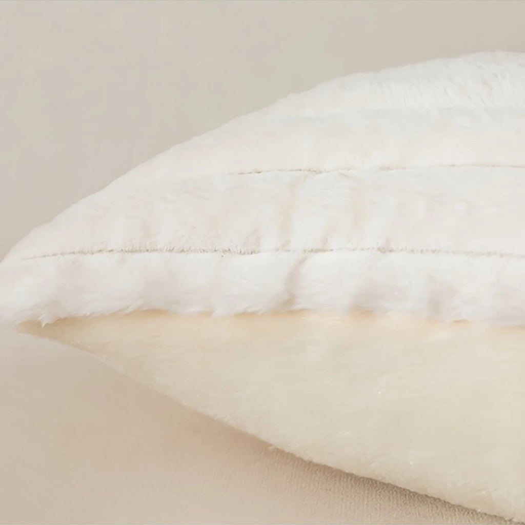 pack of 2 of artificial plush pillowcases, luxurious soft striped decorative pillowcases, suitable for sofa interiors