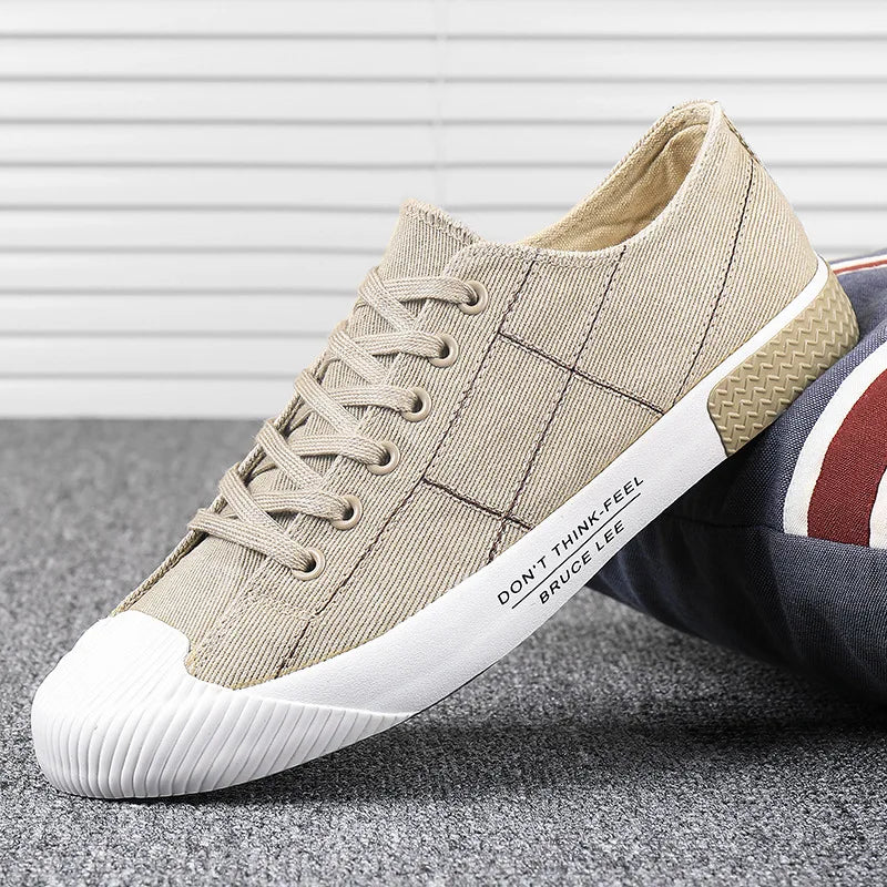 New Men's Low-cut Canvas Shoes Students Joker Lace-up Casual Shoe.
