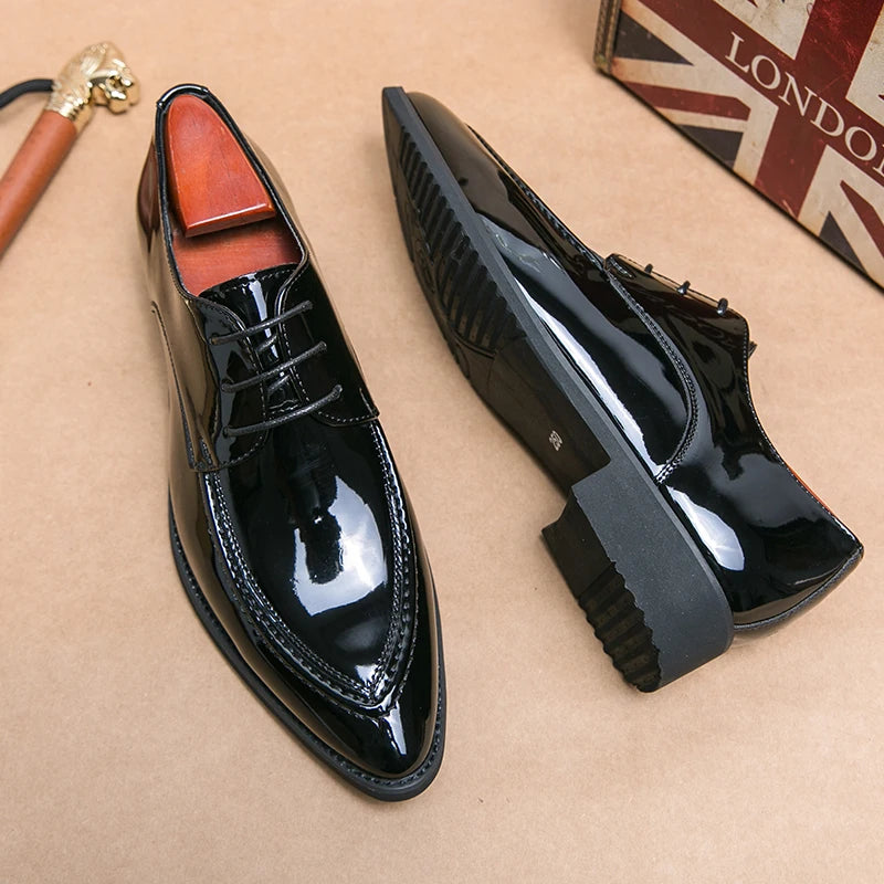 Hot Selling Luxury Banquet Dress Shoes Europe America Men's Pointed Business Shoes Glossy Black Men's Work Leisure Shoes