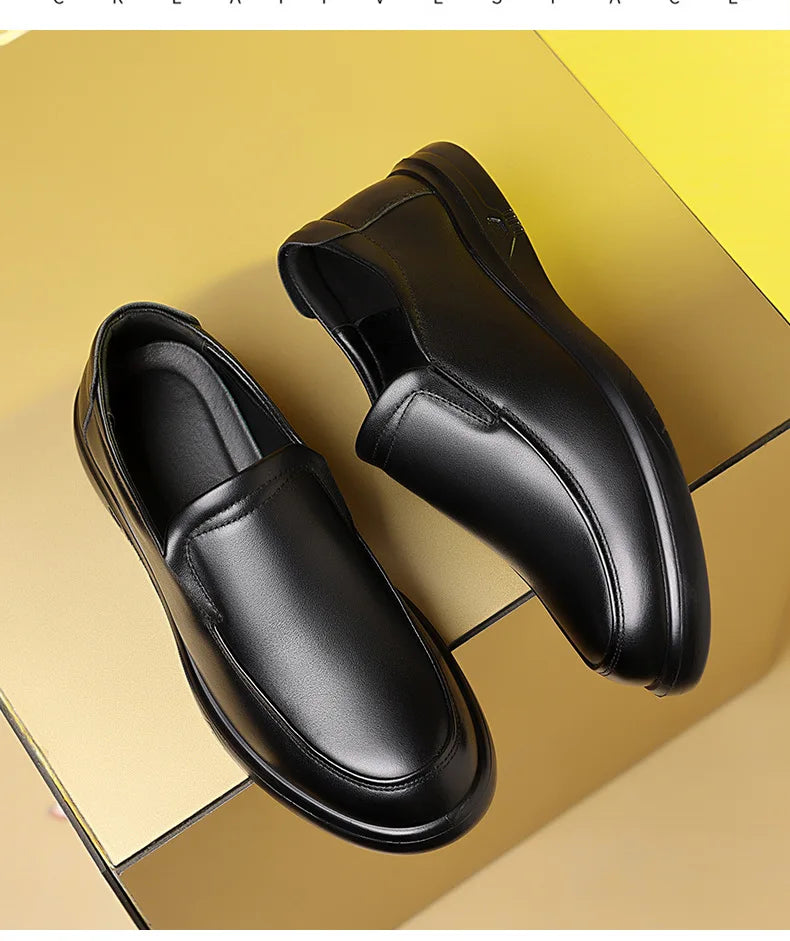 New Designer Solid Color Dress Shoes for Men Spring Autumn Fashion Leather Shoes Man Soft Sole Business Casual Shoe Male