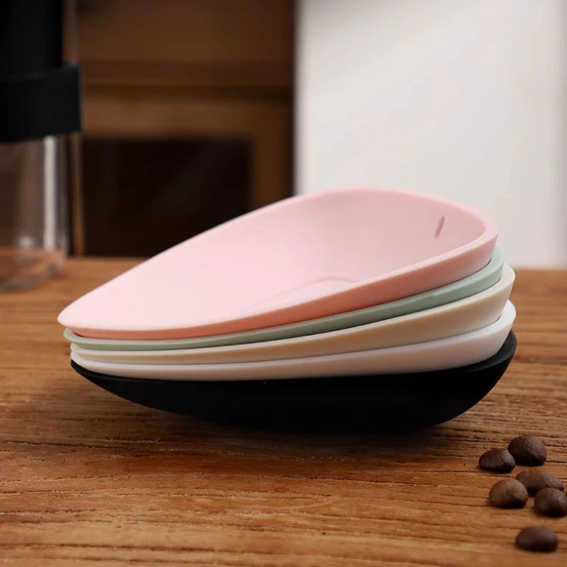 Coffee Beans Dosing Cup Coffee Bean Weighing Dish Coffee Distributor with Portable Humidification Spray Barista Accessories