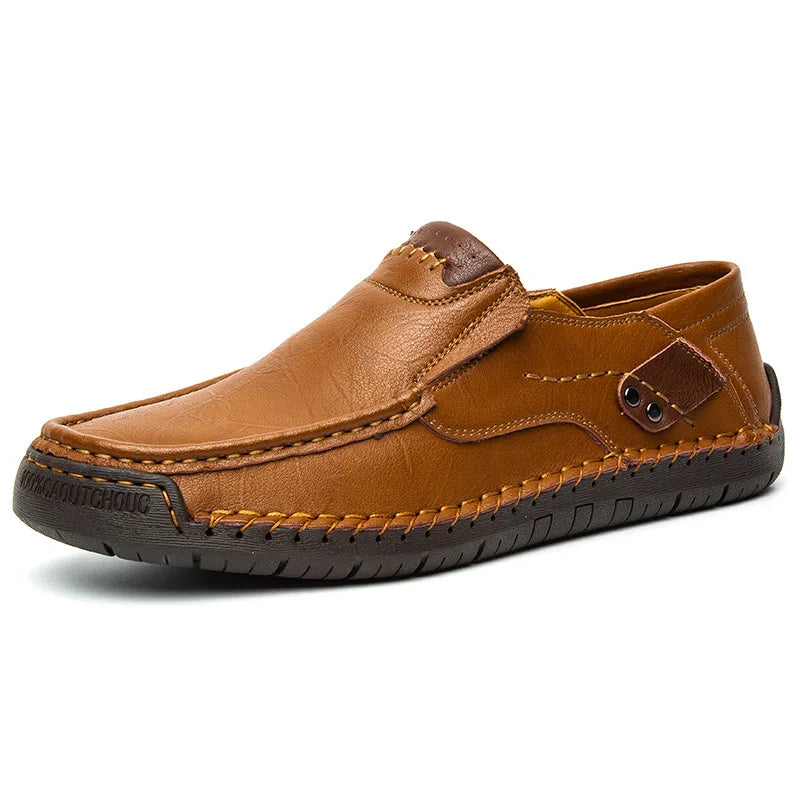 New Handmade Leather Men Shoes Casual Comfortable Men Loafers Slip On Leather Shoes Men Flats Hot Sale Outdoor  Walking Shoes