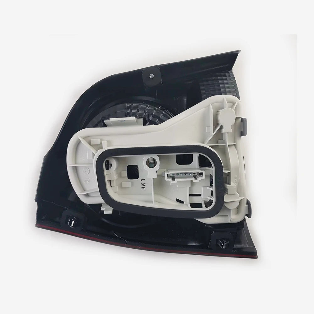 Rear tail light For VW POLO 2006-2010 6QD945095A 6QD945096A