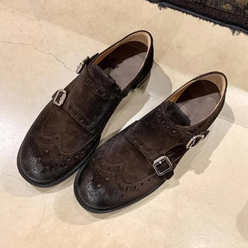 Slip on Women Shoes 2025 New Style Leisure Fashion Flats Women Shoes Casual Trendy Leather Metal Buckle Comfortable Shoes