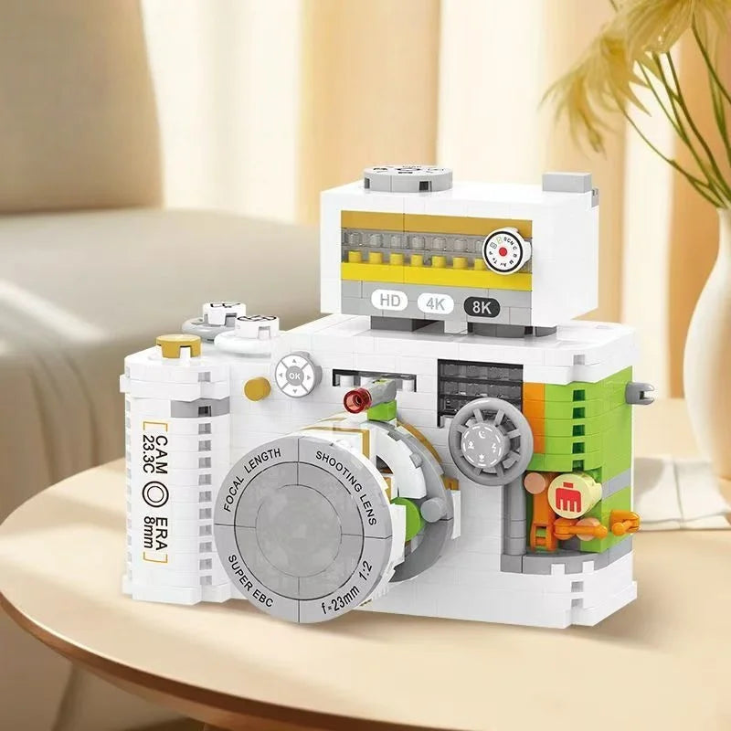 Retro camera building block toy, highly realistic and cool, fun to assemble, relaxing for life, gift collectible (with box)