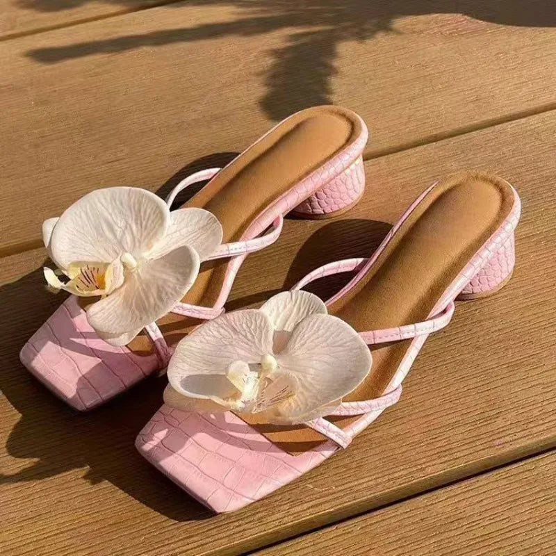 Women Sandals 2025 New Shallow Sandals Casual Fashionable High Quality Shoes for Women Elegant Flowers Designer Women Sandals