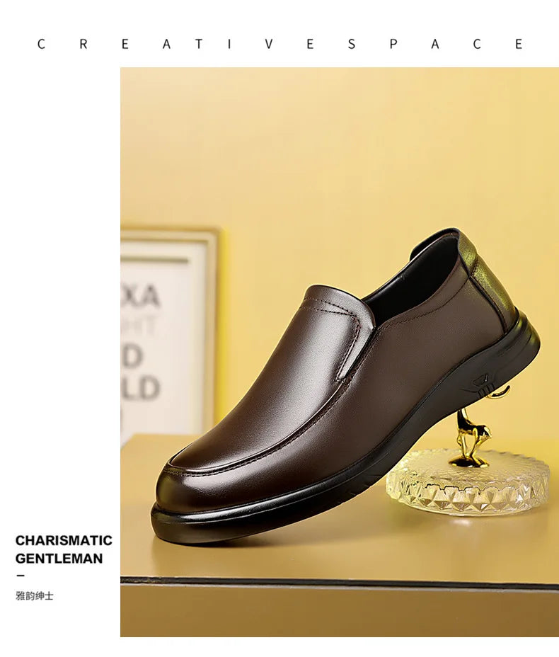New Designer Solid Color Dress Shoes for Men Spring Autumn Fashion Leather Shoes Man Soft Sole Business Casual Shoe Male