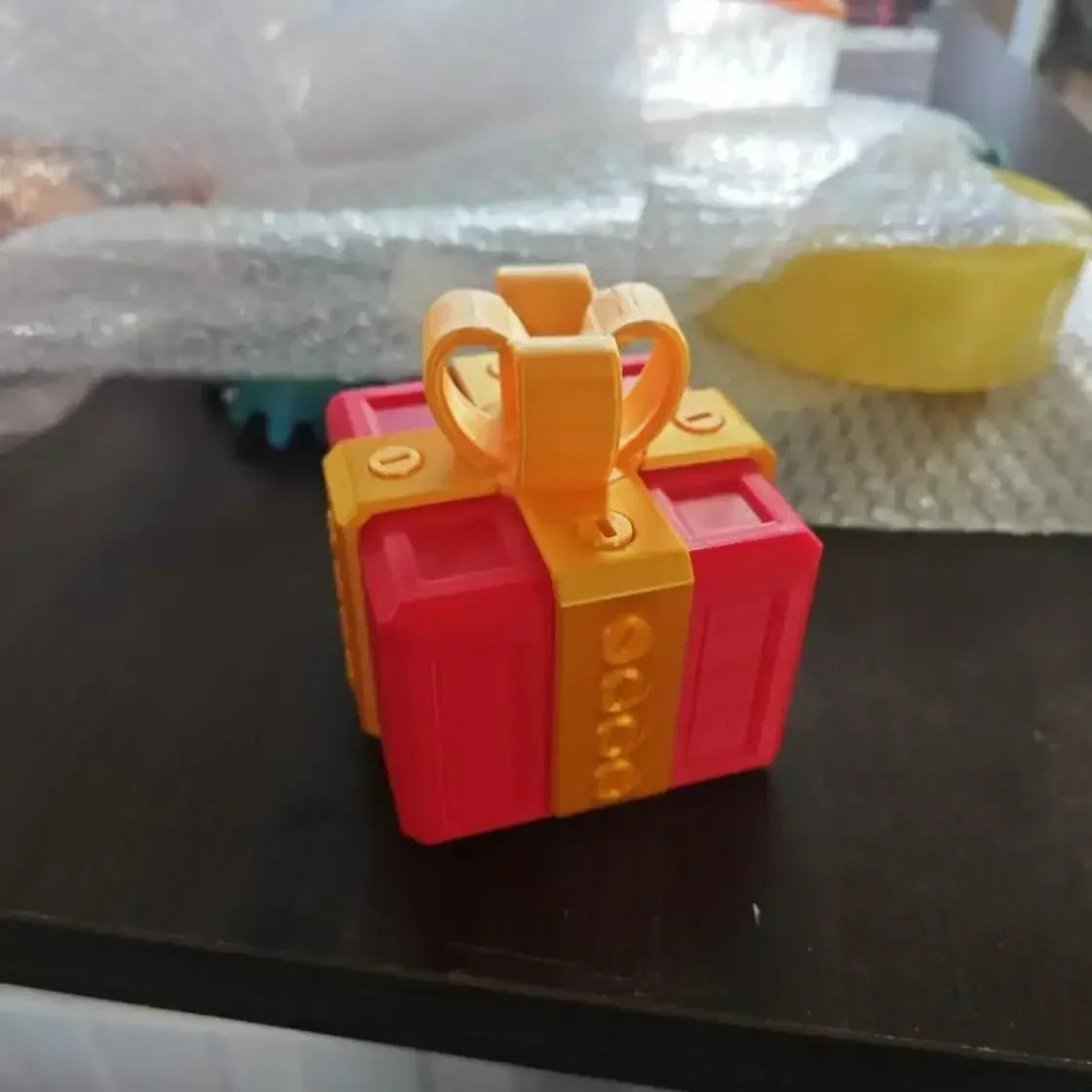 Annoying Gifts Can Put Funny Things In The Gift Box And Screws Prank Surprises Pop Up Novel And Interesting Gifts Adult Toys