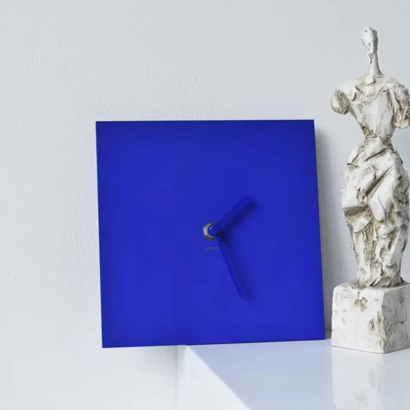 Klein Blue Modern Minimalist Metal Wall Clock Silent Creative Living Room Timepiece for Home Decor