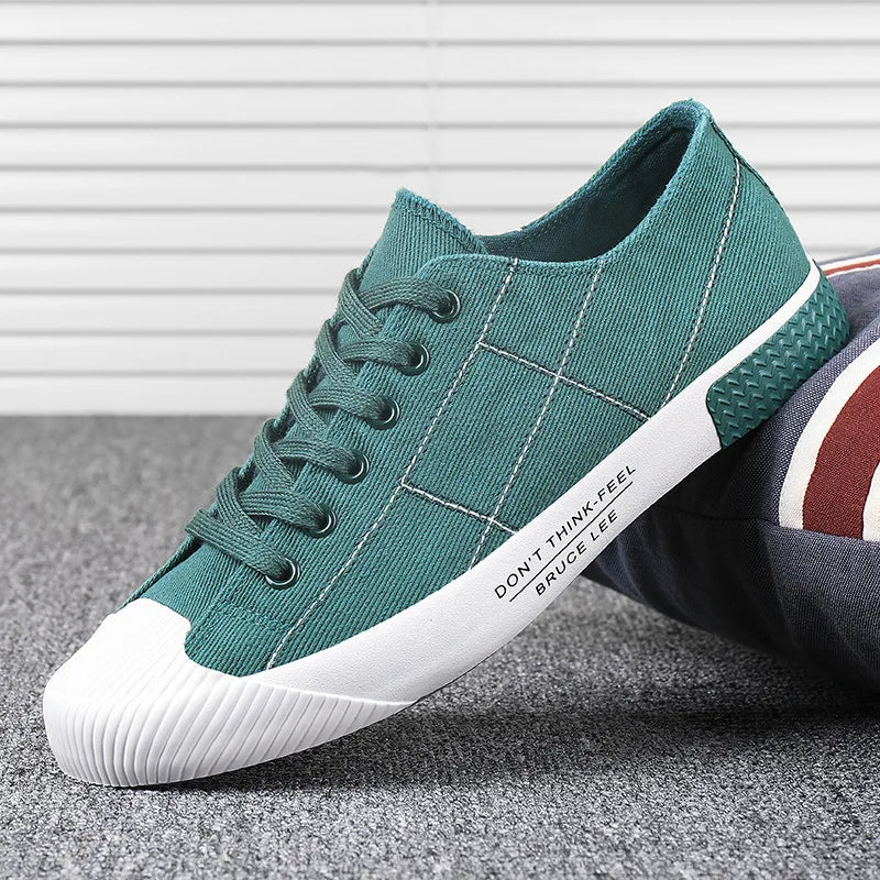 New Men's Low-cut Canvas Shoes Students Joker Lace-up Casual Shoe.