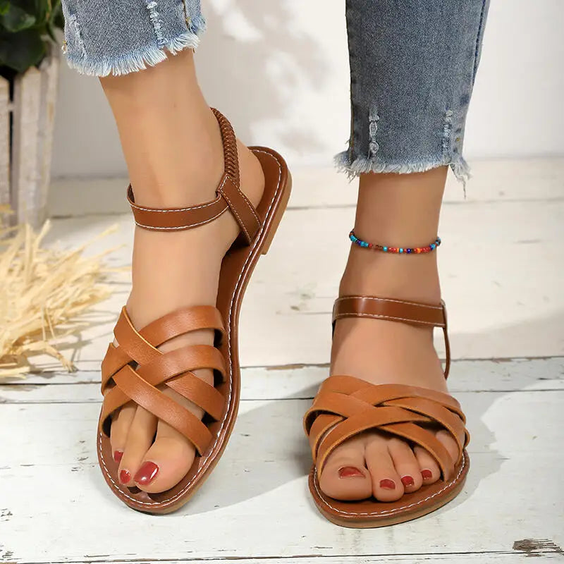 Vintage Brown Ankle Strap Gladiator Sandals Women Summer 2026 Brand Design Cross Strap Flat Feel Sandals Woman's Beach Shoes