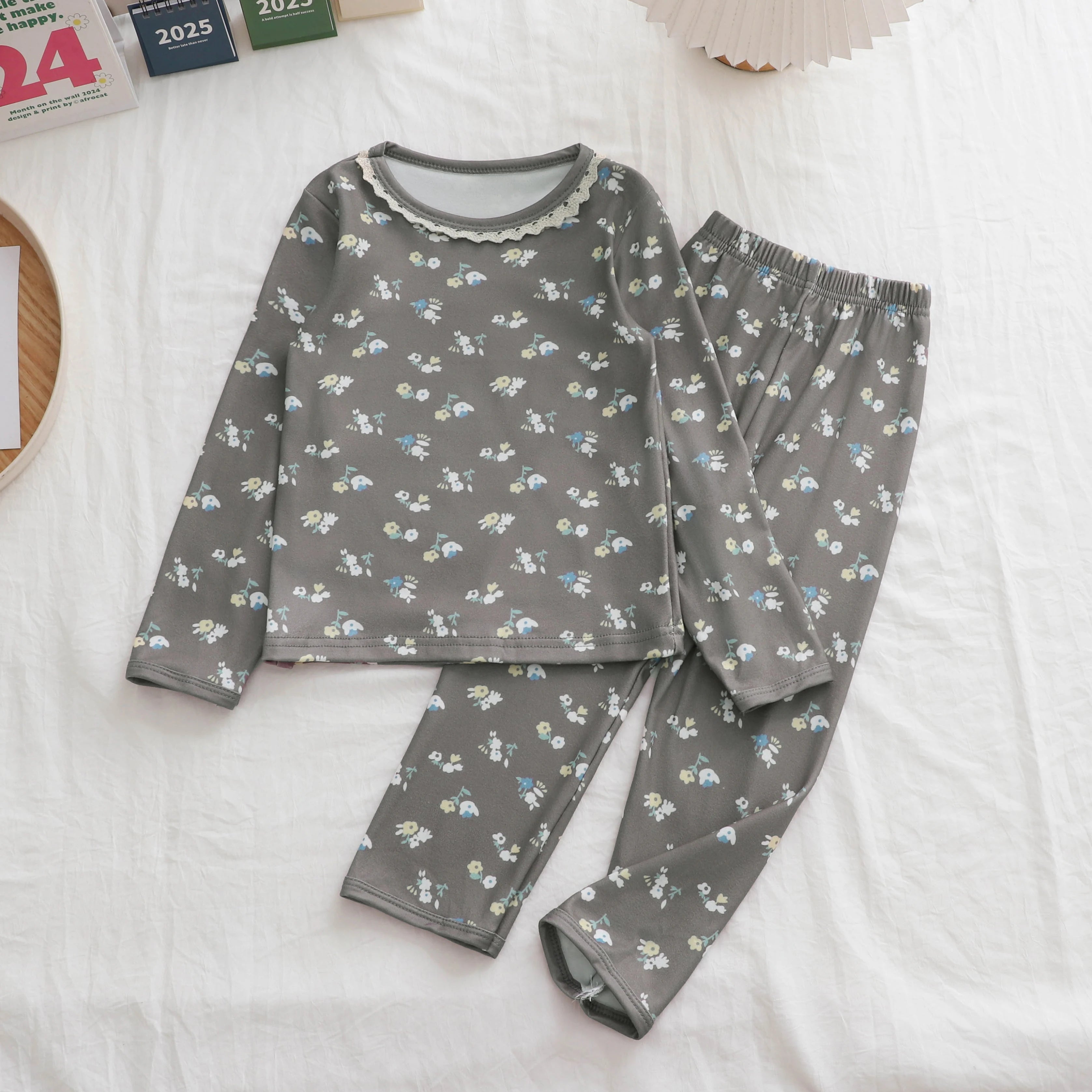 De Rong Thermal Autumn Clothing Set for Girls, Floral Loungewear, Long-Sleeved Top and Long Pants Set, Pajamas, New Spring and Autumn Two-Piece Trendy Set