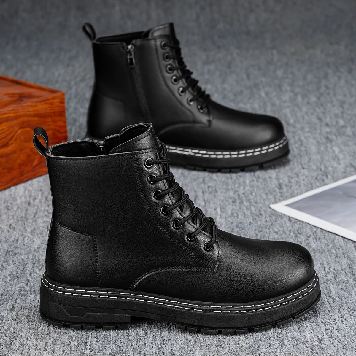 Men's High-Top Boots Fashionable All-Match Casual Shoes Classic Black British Style Motorcycle Boots Four-Season Trendy Footwear
