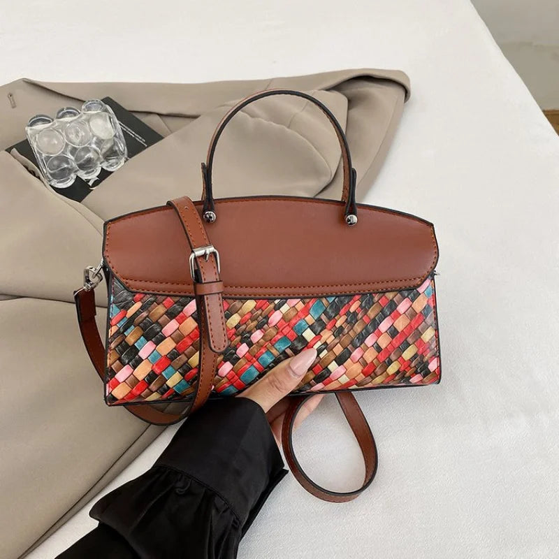 Ladies Hand Bags Made Of Fine Leather Featuring Classic Paris Style And Casual Vintage Chic Look