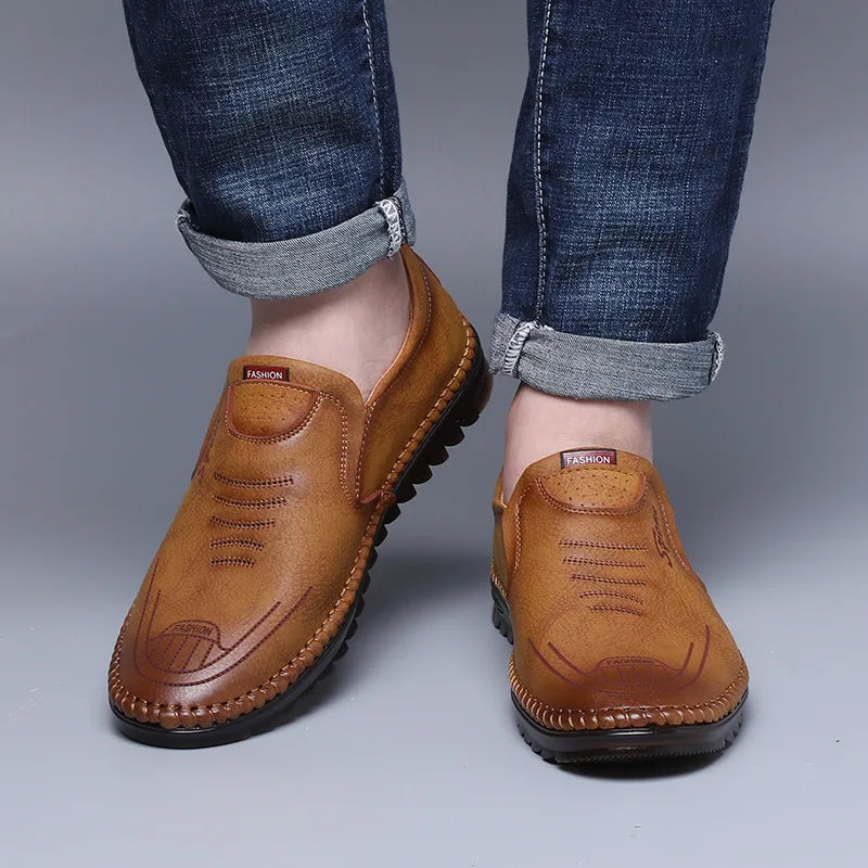 High Quality Men's Soft Leather Shoes Soft Bottom Flat Heel Casual Men's Shoes Non-slip Slip-on Mens Loafers Zapatos De Hombre