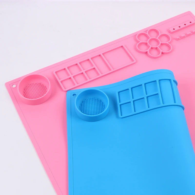 Silicone Painting Mat Kids Art Crafts Pads with Cup and Paint Brush Holder Palette DIY Handmade Mat