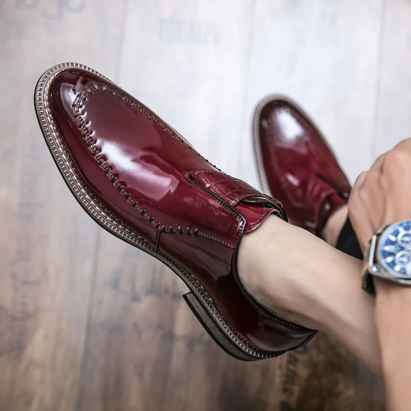 Red Men's Banquet Dress Shoes Luxurious Glossy PU Fashion Designer Leather Shoes Men's Commuting Wooden Heel Black Leather Shoes