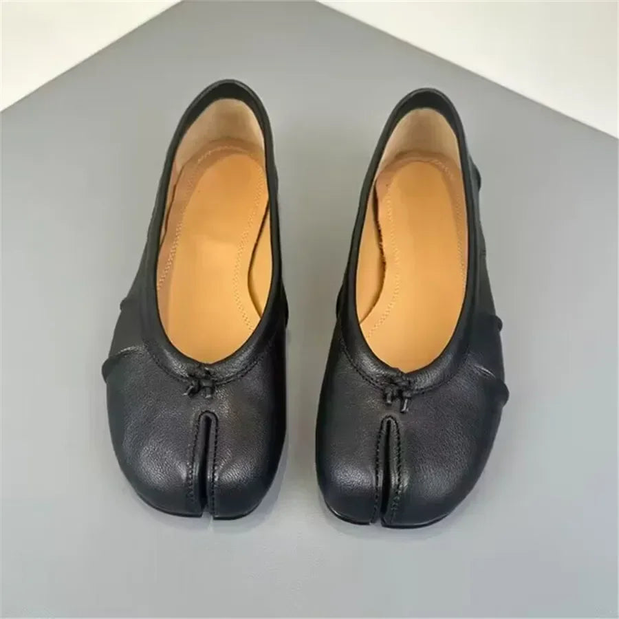 Split Toe Women Ballet Flats Fashion Tabi Shoes Casual Slip-on Loafers Ladies Pleated  Leather Espadrilles Zapatillas Mujer