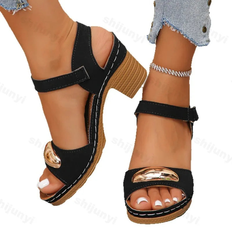 Women's Fashion Sandals 2025 Summer New Coarse Heel Leisure Comfortable Retro Outdoor Beach Cool Pumps Open Toes Elegant Sandals