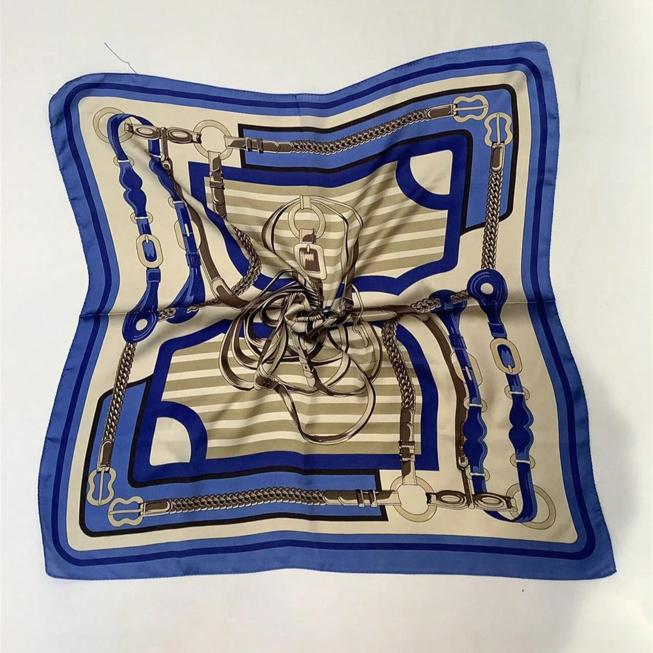 A new simple and elegant skin-friendly scarf, retro equestrian harness, classic soft silk scarf, portable sunscreen,