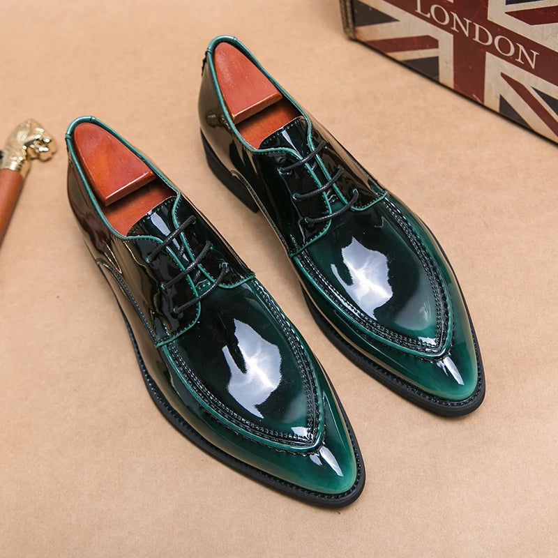 Hot Selling Luxury Banquet Dress Shoes Europe America Men's Pointed Business Shoes Glossy Black Men's Work Leisure Shoes