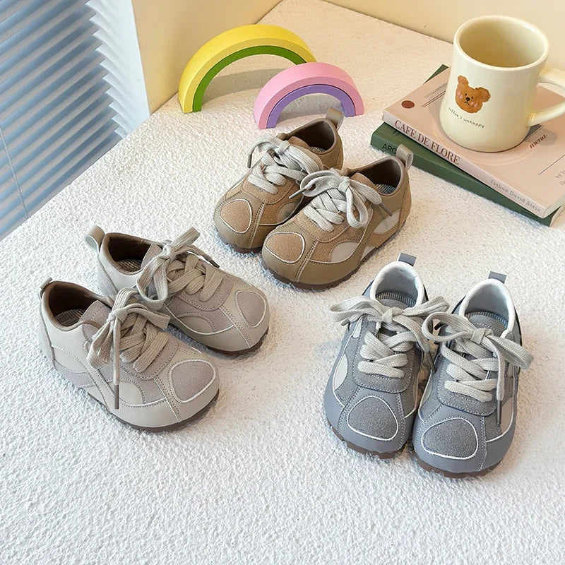 Kids Sports Shoes Toes Capped Anti-kicked Boys Girls Casual Shoes Non-slip Soft 2025 New Children Running Shoes Comfort Insole