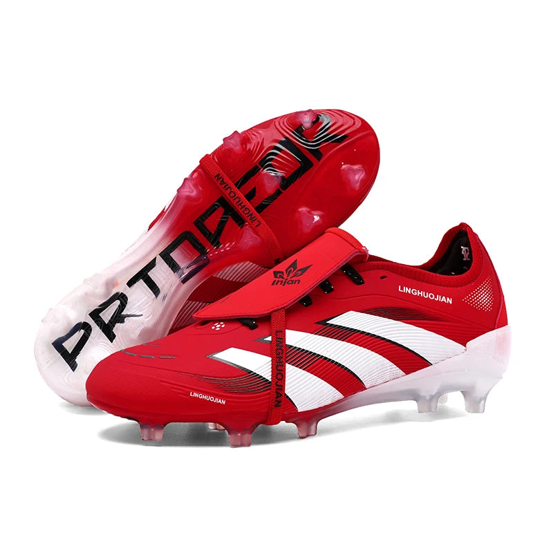 Professional-Level Football Shoes: High-Elastic Flyknit + Fg Long Studs No Slipping during Sudden Stops and Turns on the Field.